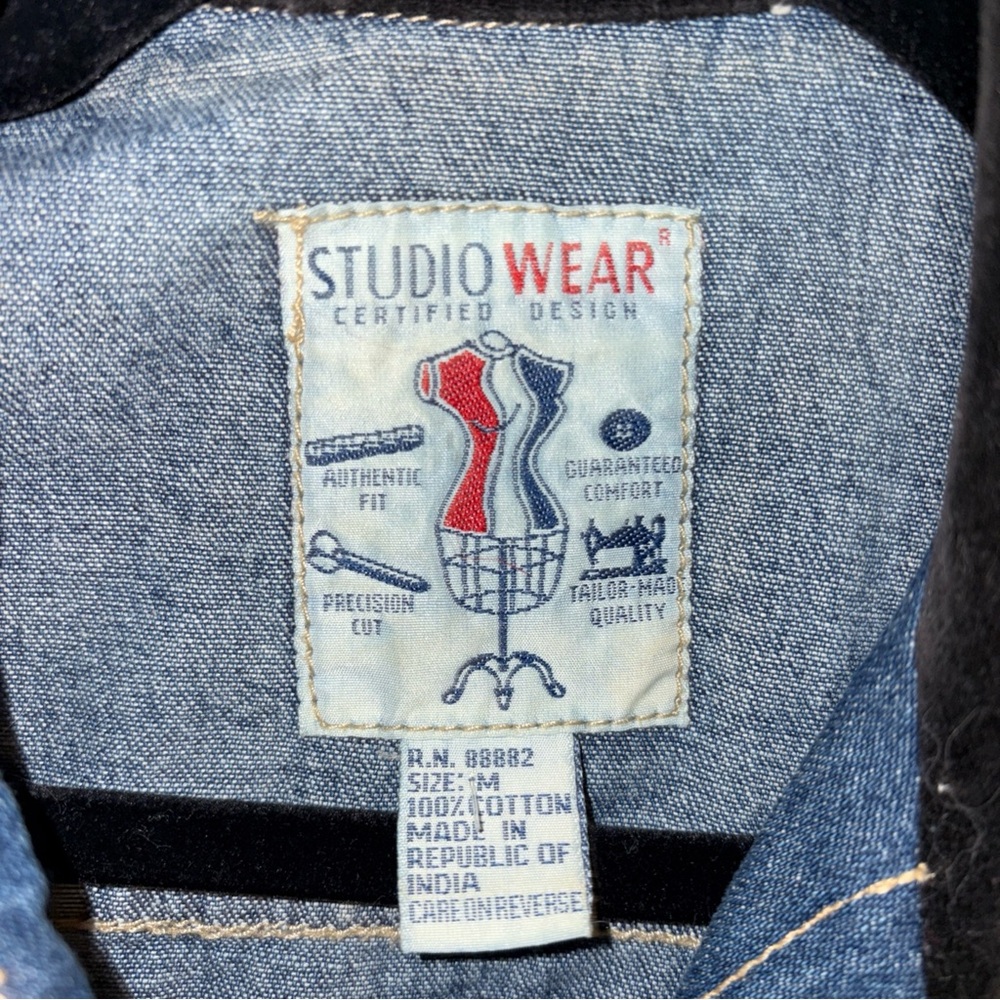 Vintage Studded Zip Denim Vest with Black Velvet Collar - Picture 4 of 9